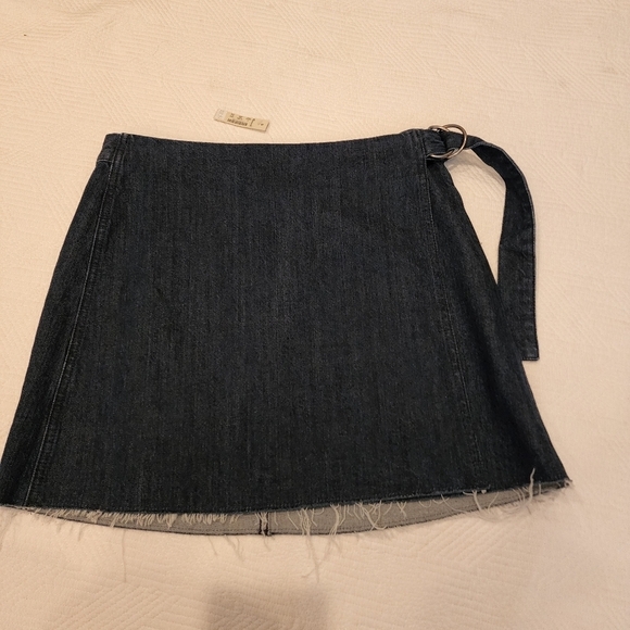 NWT Madewell Denim Raw-Hem Mini Wrap Jean Skirt Size 8 - Picture 4 of 16